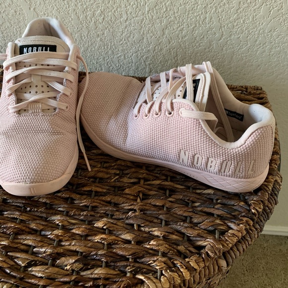 nobull blush trainer